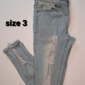 Distressed Low Rise Jeans